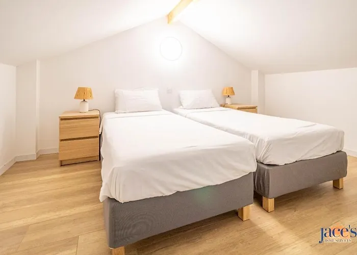 Hébergement de vacances La Charmante Albertine Proche Port *